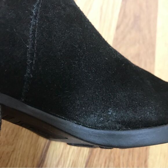 BORN Kerri Black Suede Low Cut Ankle Boot Bootie Distressed Leather Size 6 New‎ - Picture 10 of 12